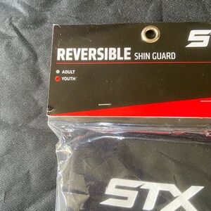 STX Reversible Shin Guard youth black NWT